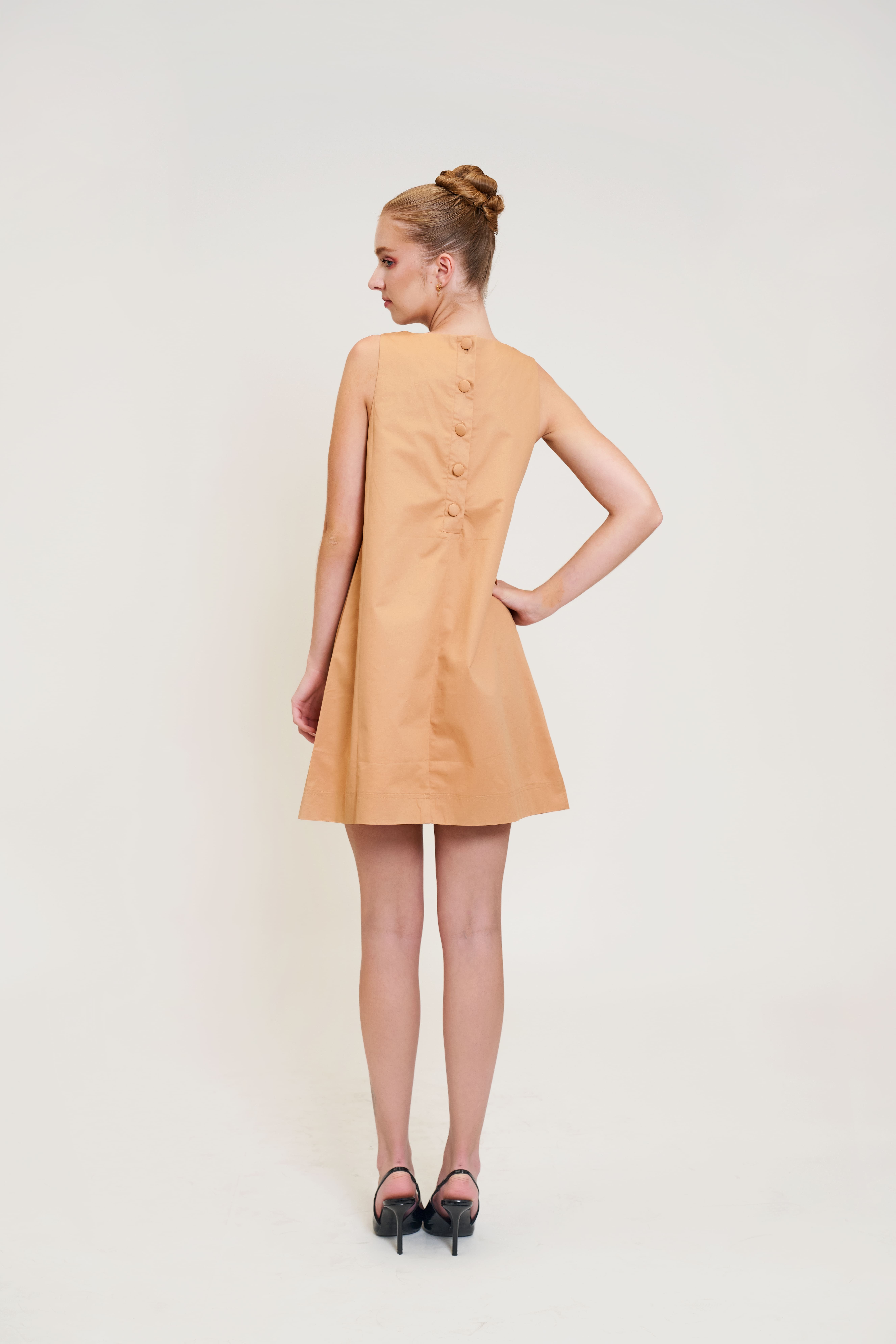 Zia Sleeveless Dress (Midi) - Image 4